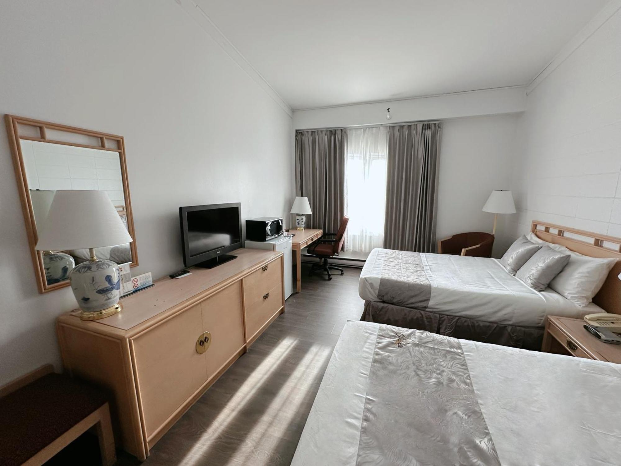 Hotel La Caravelle Baie-Comeau Exteriör bild