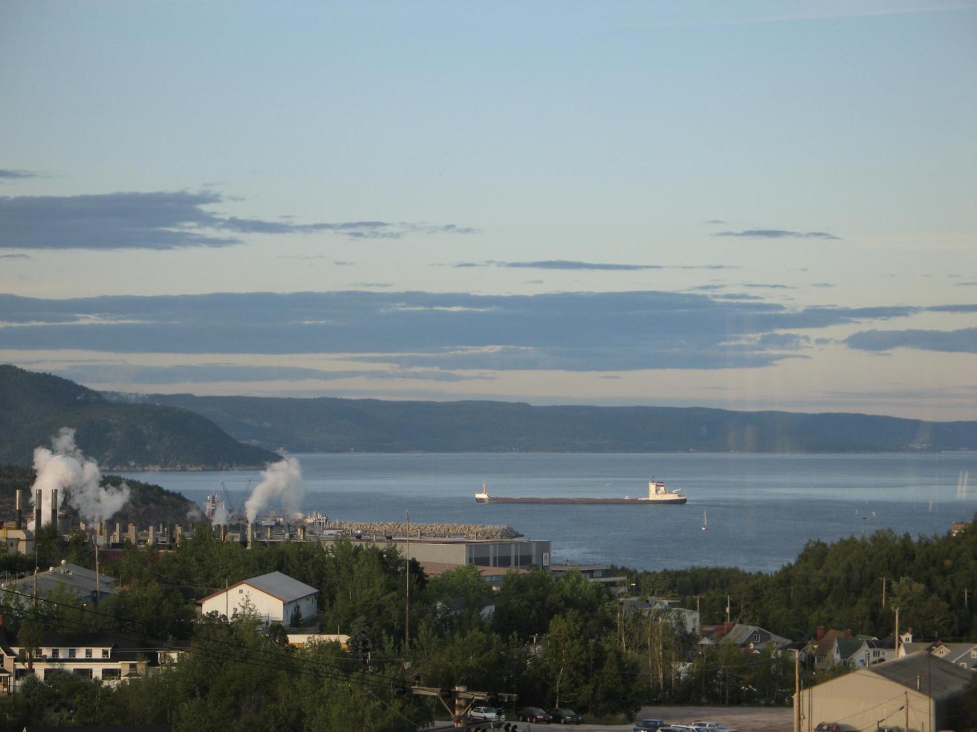 Hotel La Caravelle Baie-Comeau Exteriör bild